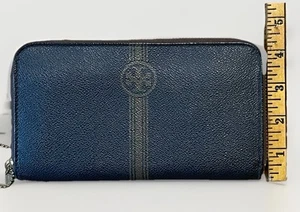 Tory Burch Amanda Continental Wallet Black Leather Zip Stripe Logo 2011 Classic - Picture 1 of 12
