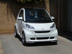 ALERÓN PARACHOQUES DELANTERO PARA SMART FORTWO 451 LOOK BRABUS (2007-2014) PLÁSTICO ABS - Imagen 1 de 2