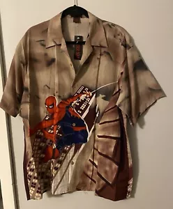 NEW Spider-Man Button Up Short Sleeve Dual Sided Graphics Shirt Men’s Size Large - Picture 1 of 5