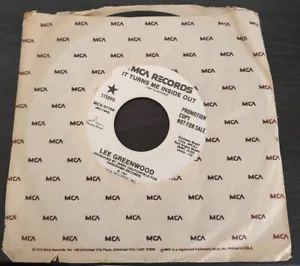 LEE GREENWOOD - It Turns Me Inside Out PROMO 1981 MCA 51159 EXCELLENT 45 Rpm - Picture 1 of 2