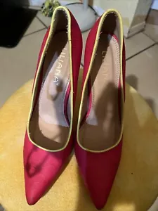 ladies hot pink pumps - Picture 1 of 2