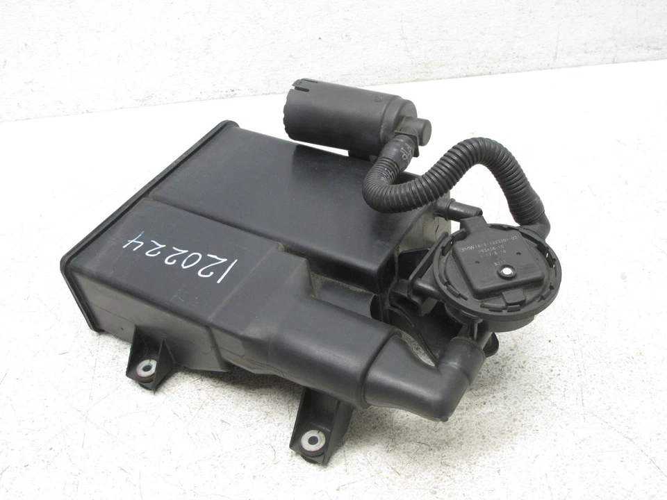 BMW F01 F02 740Li 750i 13-19 EVAPORADOR DE VAPOR DE COMBUSTIBLE BOTE DE CARBÓN FABRICANTE ORIGINAL 120224 Foto 1 de 4