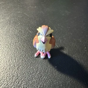 Pokemon Tomy Pidgey Nintendo 1.5" 1999 Free Shipping L - Picture 1 of 5