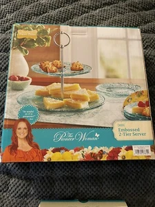 PIONEER WOMAN Bundle 2-TIER EMBOSSED Server Set & Plate’s And Cocktail Mixer. - Picture 1 of 11