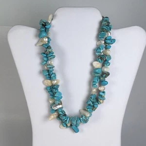 Western Style Halskette Faux Türkis und Perle Doppelstrang 18” bis 21”  - Bild 1 von 3