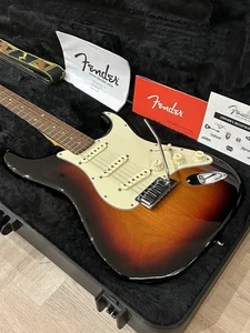 Fender American Deluxe Stratocaster- 60th Anniversary - Picture 1 of 17