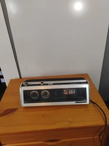 Vintage Panasonic Flip Clock FM AM Radio Model RC-7589 No Pillow Speaker , Read - Picture 1 of 21