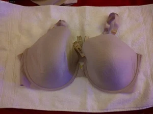 X - NUEVO CON ETIQUETAS / V.S. / 42DDD / COV PERFECTO / ALAS LISAS / CORREA ANCHA / ROSA CLARO 😁 - Imagen 1 de 6