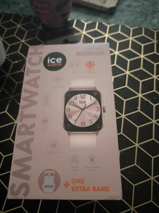 montre connectée femme - Photo 1/6