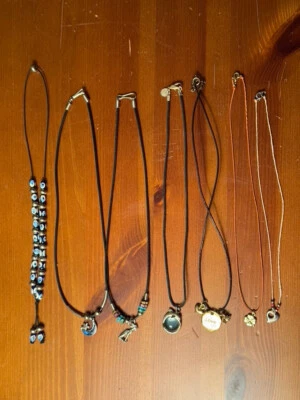Lote de 7 Collares Cordones Dijes Surtidos Mal de Ojo Gato Egipcio Estado de ánimo Piedra Corazón Amor Foto 1 de 4