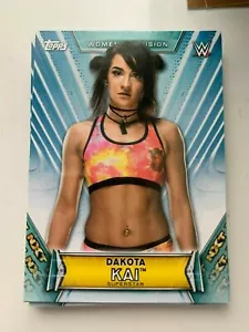 Dakota Kai Topps 2019 WWE Women's Division #35 QTY12 RAW SmackDown Live NXT - Foto 1 di 1