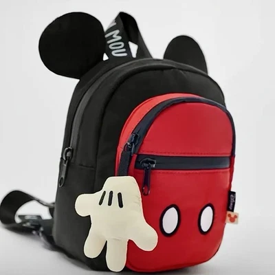 Mochila de lona ZARA Mickey Mouse vermelha preta Disney nova - Imagem 1 de 4