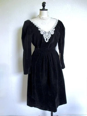 NOS Vtg 80s My Michelle Black Velvet 2 pc Party Dress Skirt Top Ivory Lace XS S - Image 1 of 4