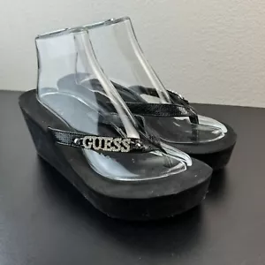 Sandalias de cuña con plataforma Guess con pedrería y correas de imitación de cuero negro 8,5 - Imagen 1 de 7