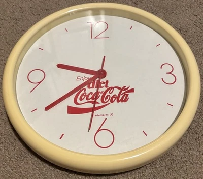 Reloj de Pared Vintage Enjoy Diet Coke 9" Redondo Blanco - No Funciona Actualmente Foto 1 de 3