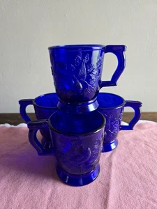 Set Mosser Glas "Robin in a Tree" 8oz Becher Kobaltblau Bryce Brothers Design - Bild 1 von 12