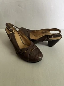 Indigo by Clark Brown Women’s Heels Size: 9 - Picture 1 of 13