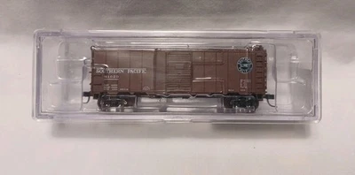 66013-28/61020 Southern Pacific Lines 12 Panel 40' Boxcar Intermountain N-scale - Image 1 of 4