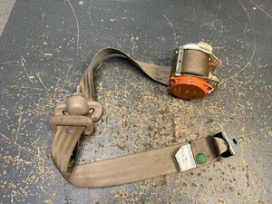 01-04 Acura MDX rear back left lh driver seat belt buckle - Saddle brown - Foto 1 di 3