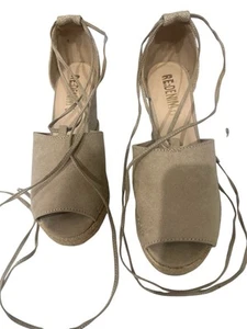 Beige Wedge Heels Size 6 , Ties Around Ankles - Picture 1 of 4