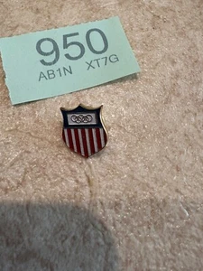 UNITED STATES OF AMERICA SHIELD OLYMPIC BADGE - Picture 1 of 2