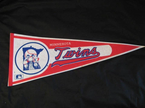 1980's MLB Minnesota Twins Pennant Cover