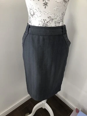 DOROTHY PERKINS,UK 8,Grey Tailored Suit Style Pencil Skirt,Workwear,Knee Length - Image 1 of 4