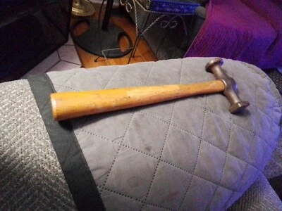 Vintage  Hammer  - Image 1 of 4