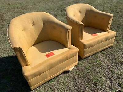 Par de sillas de club Frank Lloyd Wright Heritage-Henredon Taliesin Line con respaldo de barril Foto 1 de 4