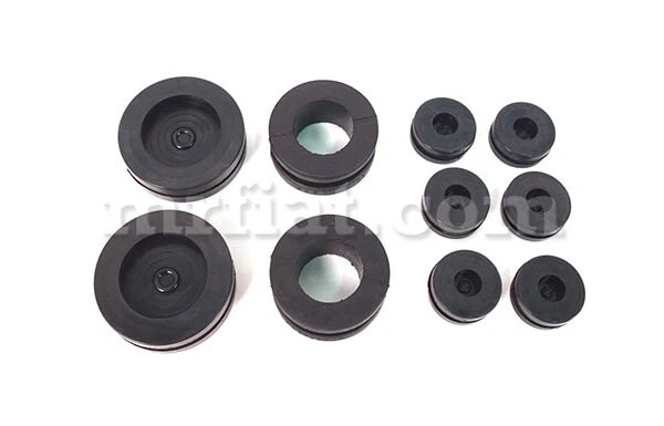 Juego de 4 ojales compartimento motor Ferrari 365 GTB Daytona nuevos Foto 1 de 1