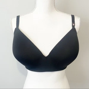 Victoria Secret black t shirt lightly lined wireless bra 36DDD NWT new - Picture 1 of 10