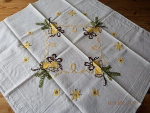 Handarbeit ! Weihnachtsdecke 80 x 80 cm - Bild 1 von 4