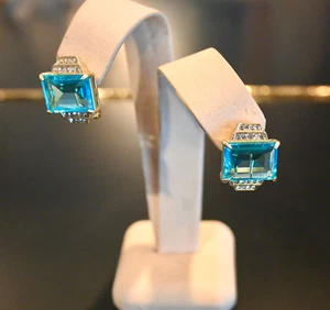 New $90 HEIDI DAUS Devil Wears Crystal Rock Ensemble AQUA Earrings Omega - Picture 1 of 6