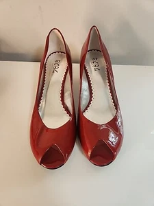 BCBG Paris Red size 8.5M Women's Patent Leather Shoes open toe - Picture 1 of 20