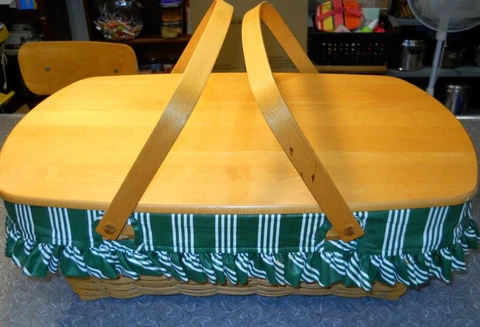 Ex Large Vintage 1998 Longaberger Picnic Basket Double Handle Wood Cover Liner Cover