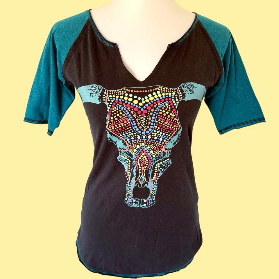Camiseta Panhandle Mujer S Pequeña Vaquera Occidental Cabeza de Novilón Calavera Negra Azteca Foto 1 de 4