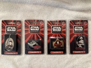 Menge Star Wars Episode 1 Pins alle Neu im Karton 4 Pins - Bild 1 von 6
