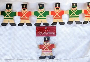 VTG 1988 Christmas Nutcracker Soldier Alternating Paper Garland Taiwan - NOS - Foto 1 di 5