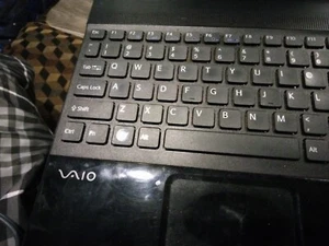 Sony VAIO VPCEB31FX 15.5in. (500GB, Intel Pentium Dual Core, 2GHz, 4GB)... - Picture 1 of 6