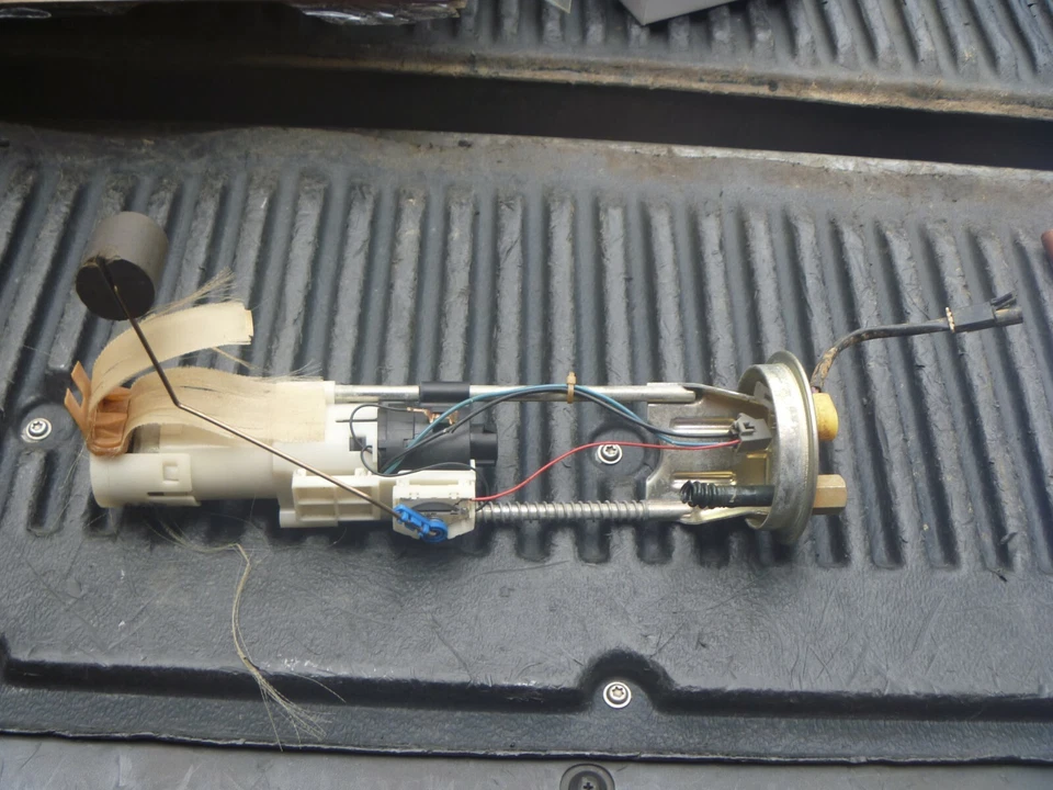 OEM 11-14 Polaris Sportsman 550 850 Scrambler Gas Fuel Sending Unit - Image 1 of 1