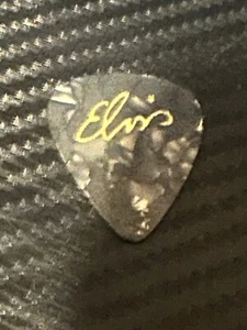 Nueva Púa de Guitarra Elvis Presley Elvis Script Mármol Look Nunca Usada - Imagen 1 de 1