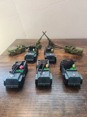 Vintage Army Military Jeep Plastic Lot Of 7 (Small)(116) - Image 1 of 4