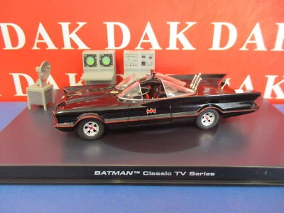 Die cast 1/43 Modellino Auto Diorama Batman Classic TV Serie - Immagine 1 di 4