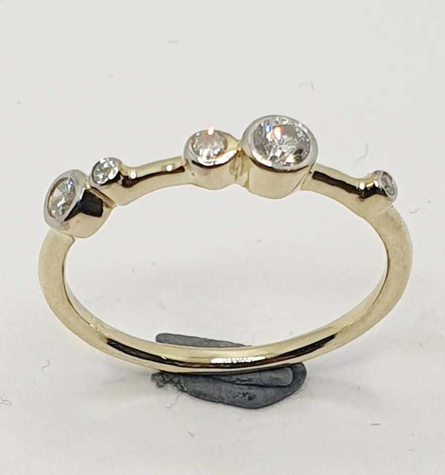 Cute Thin 9ct Yellow Gold Fancy Bubble 0.20ct Diamond Ring THIN BAND Lightweight — 第 1/1 张图片