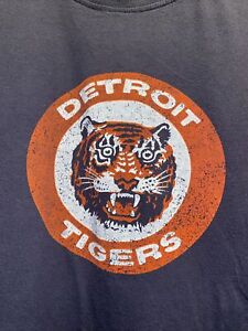 MLB Detroit Tigers Brass Tacks Large Blue T-Shirt by Red Jacket Vintage Design