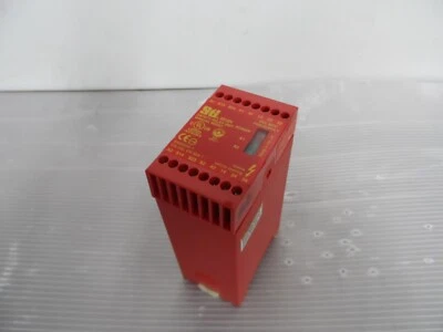 STI 44510-0480 Safety Relay SR12A (26137) - Image 1 of 4