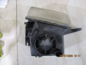 GENUINE 2004 Holden Astra TS CD Ei1.8L 2000-2004 4D LHF FOG LIGHT - Foto 1 di 9