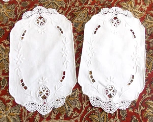 TISCHDECKEN HANDBESTICKT SPINDELSPITZE POINT DE CLUNY weiß 15x25 LES 2*** - Bild 1 von 2