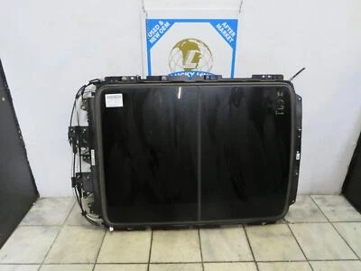 ROOF GLASS FOR 10 11 12 13 14 15 16 CADILLAC SRX - Image 1 of 2