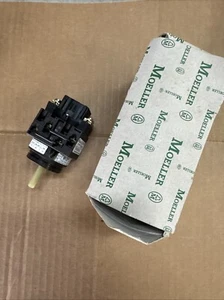 Eaton Moeller T0-2-15442/E Rotary Control Switch P2 - Picture 1 of 7